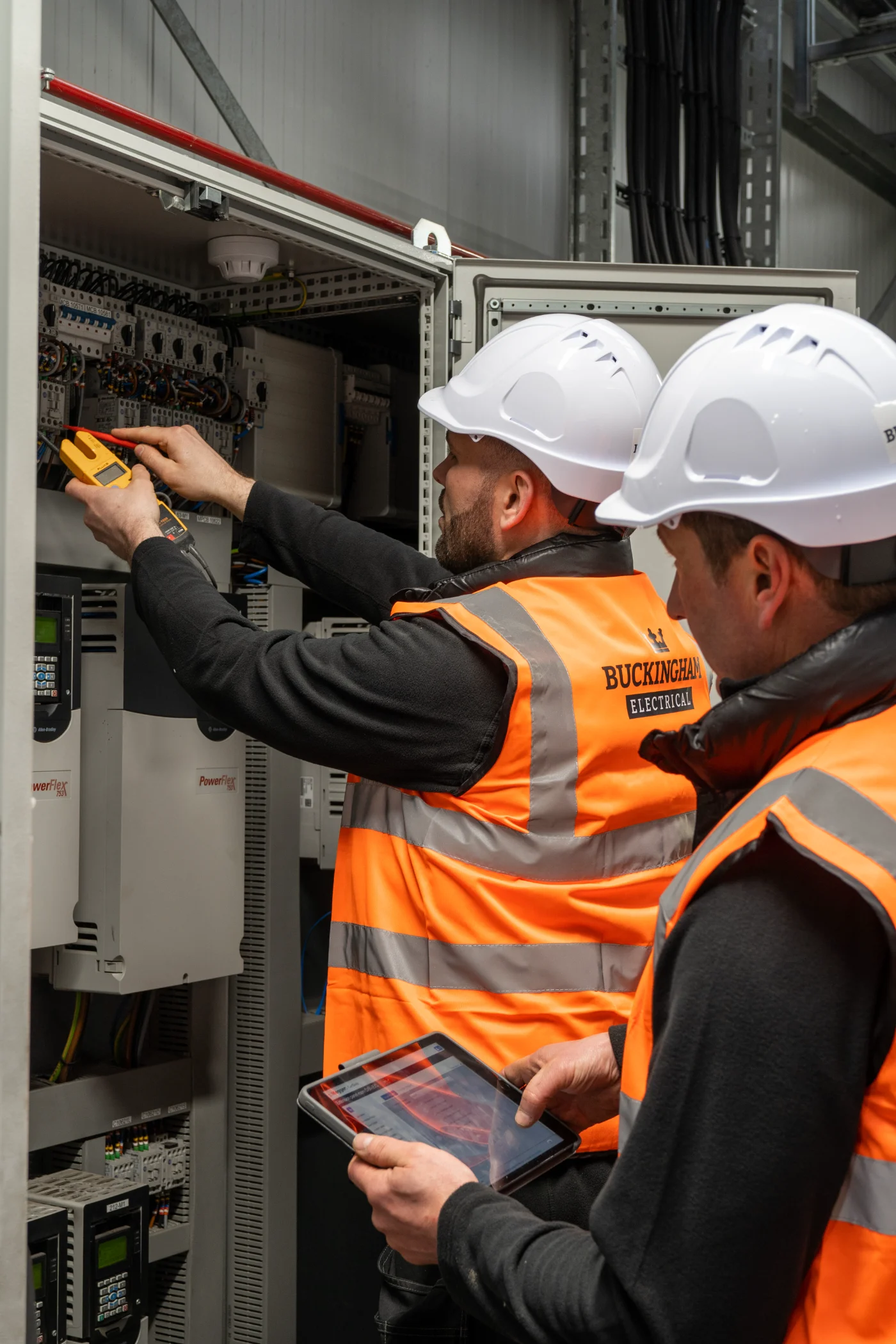 Buckingham Electrical electrician at work