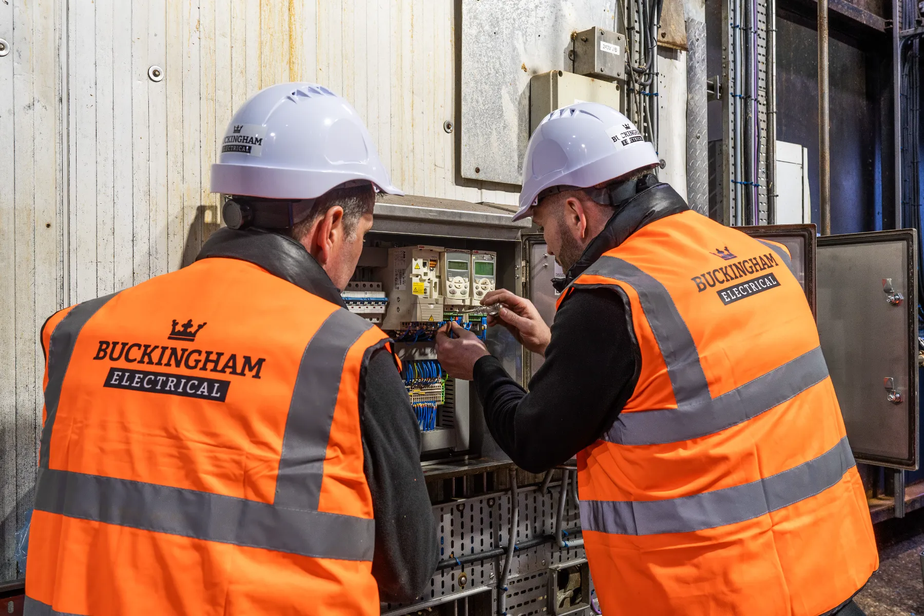 Buckingham Electrical electrician at work